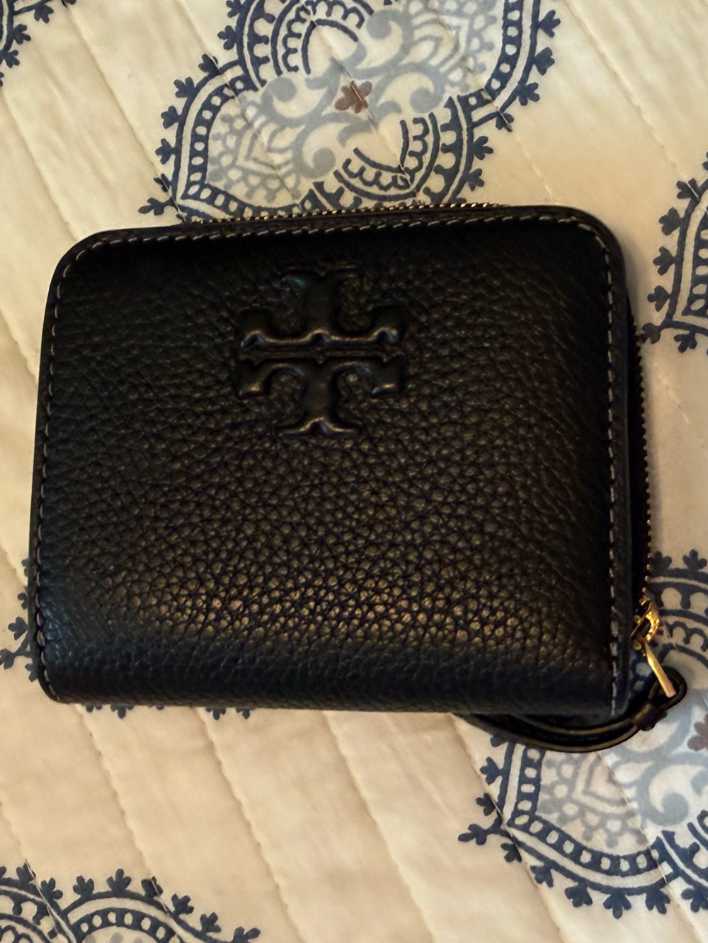 Tory Burch Black Pebbled Leather Zip Card Wallet with Tonal Logo